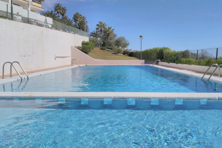 Pool 13 of 22