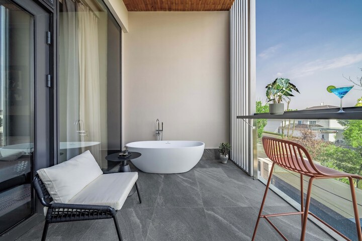 Terrace/Patio 47 of 64
