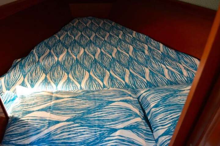 Room 4 of 18