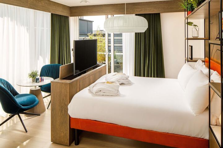 Room 35 of 67