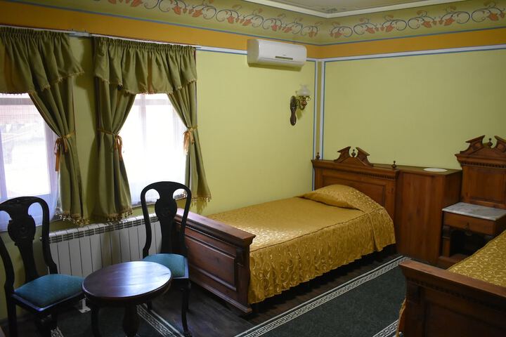 Room 14 of 47