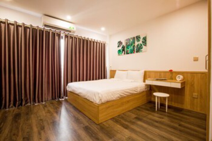 Room 10 of 43