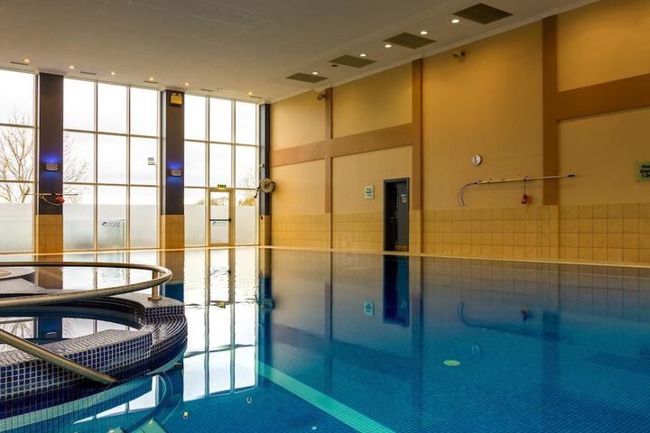 Hotel with Pool