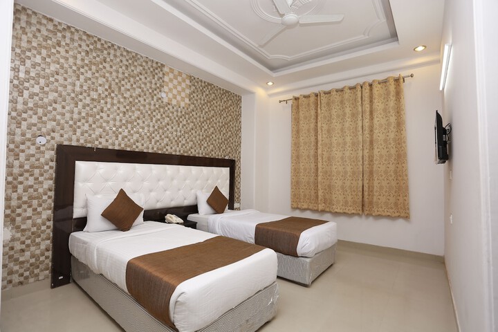 Room 16 of 57