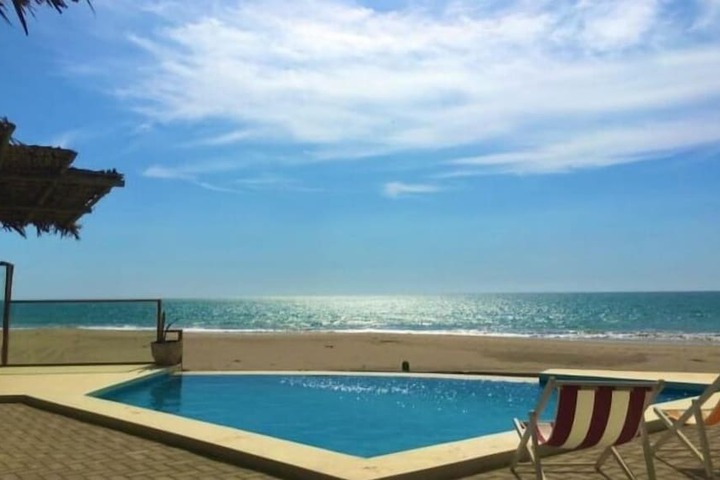 Pool 4 of 4