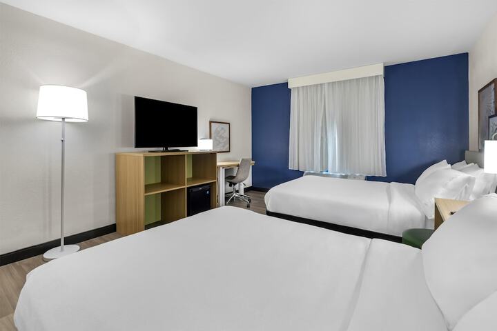 Room 22 of 49