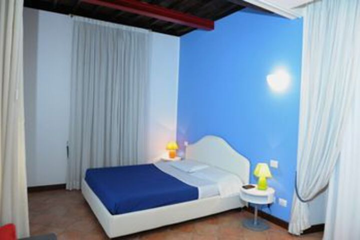 Room 19 of 91