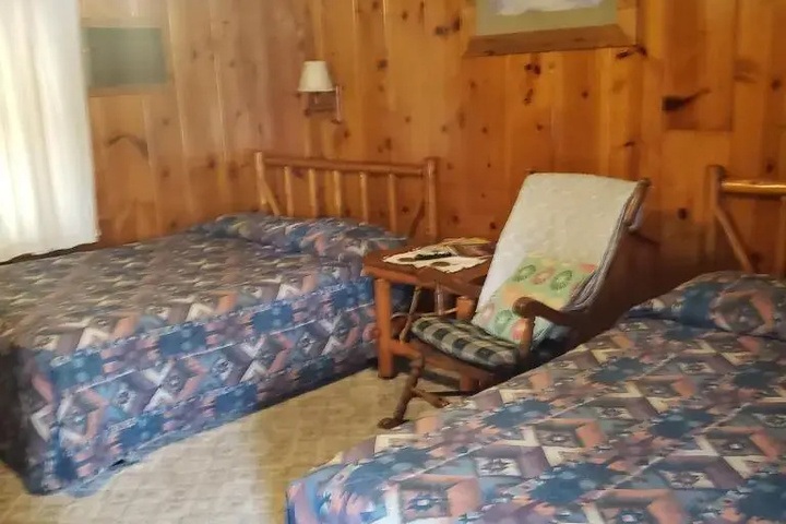Room 5 of 20
