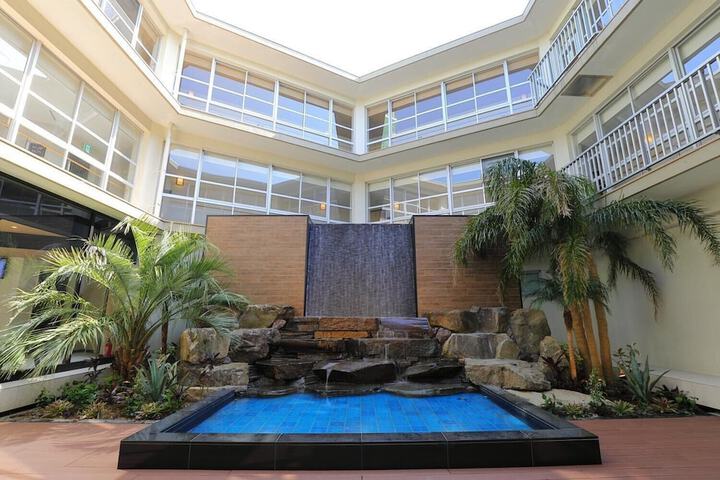 Pool 12 of 34