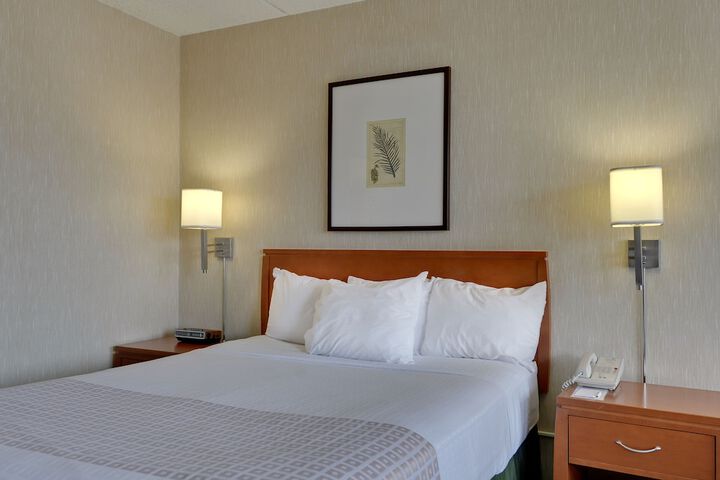 Room 3 of 31