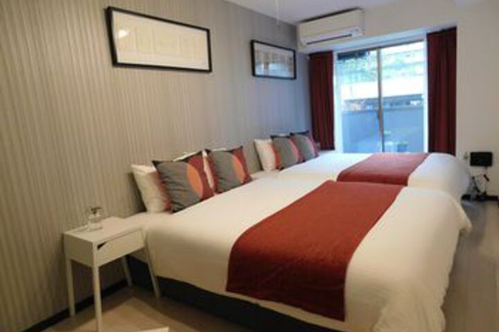 Room 73 of 89