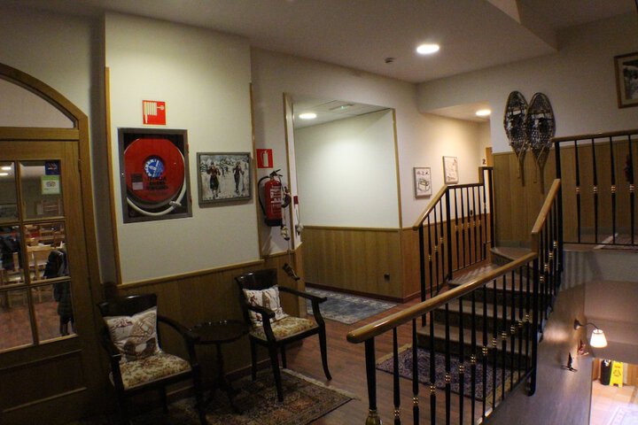 Room 16 of 33