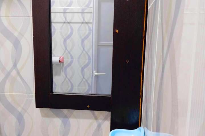 Room 16 of 36