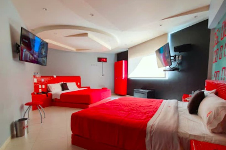 Exterior of Love Hotel Kron