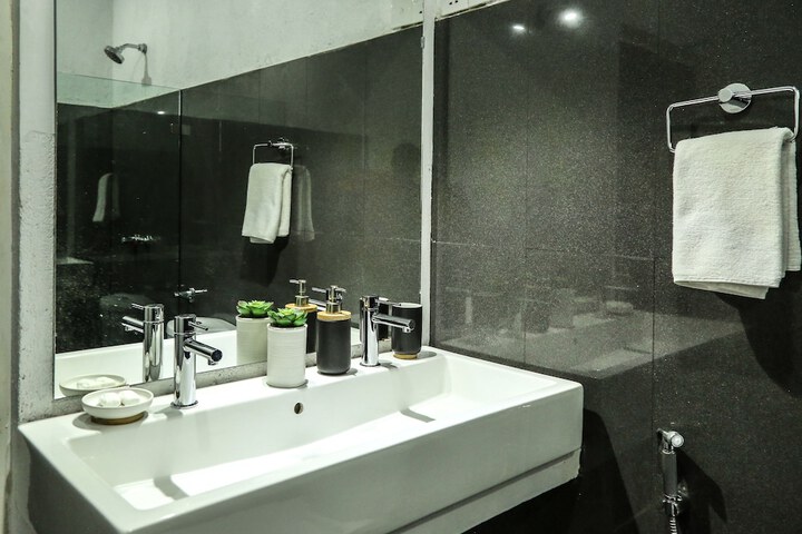 Room 35 of 44