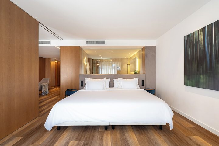 Room 8 of 57