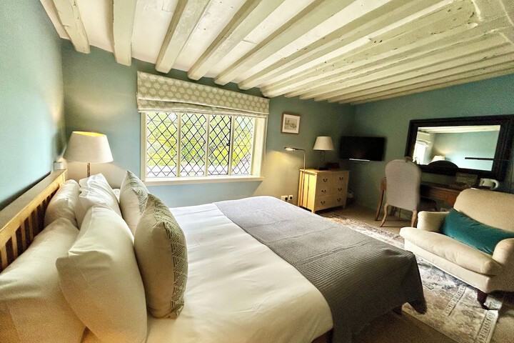 Room 14 of 27