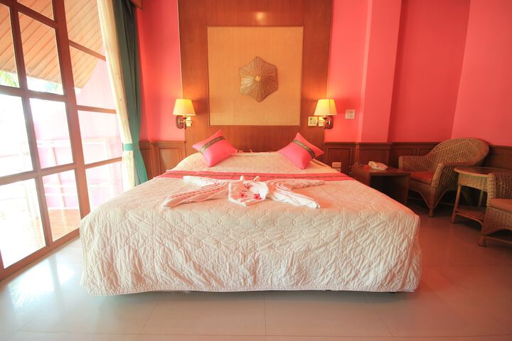 Room 13 of 70