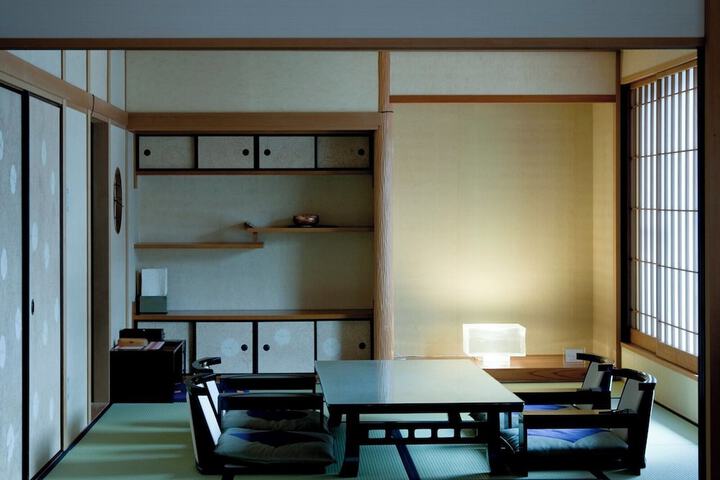 Room 13 of 45