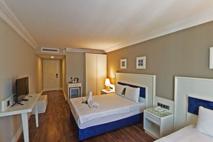 Room 20 of 65