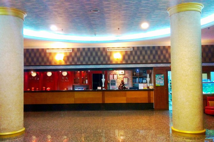 Jinsha Lake Side Hotel
