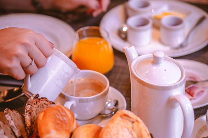 Breakfast/Coffee Service 47 of 70