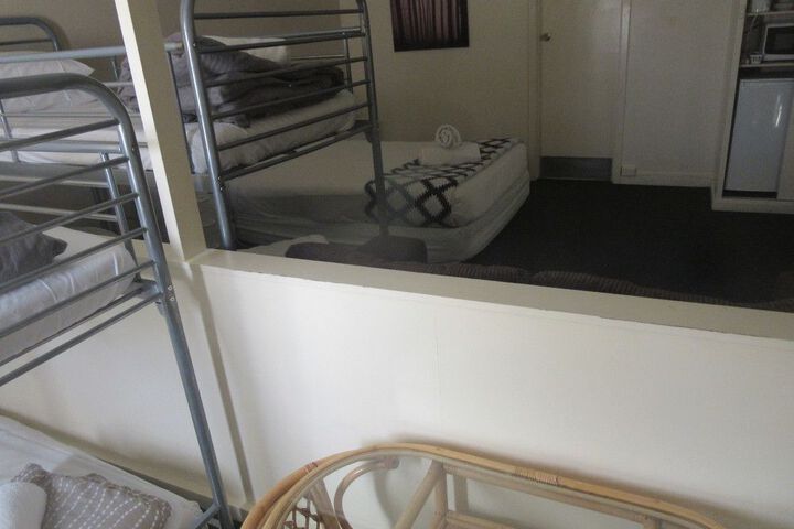 Room 19 of 89