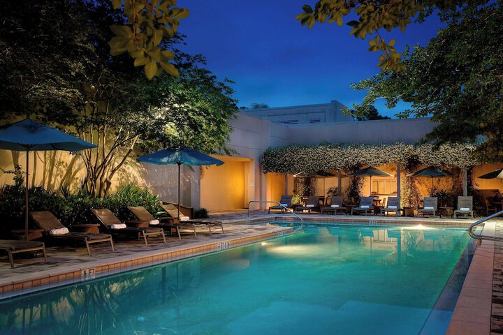 Pool 62 of 199