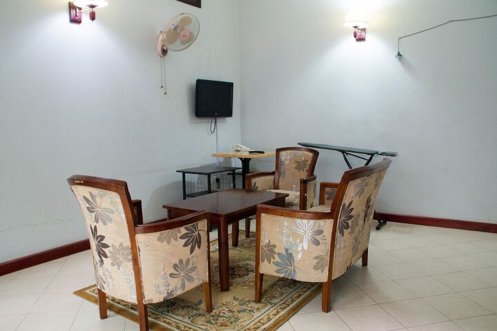 Room 21 of 33