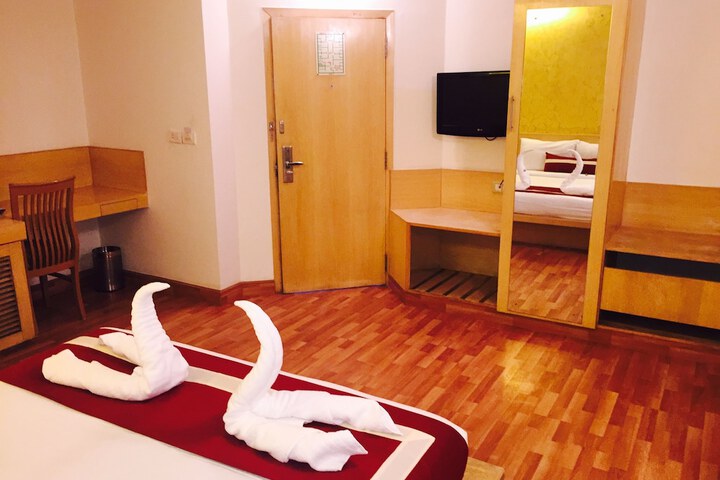 Room 19 of 32