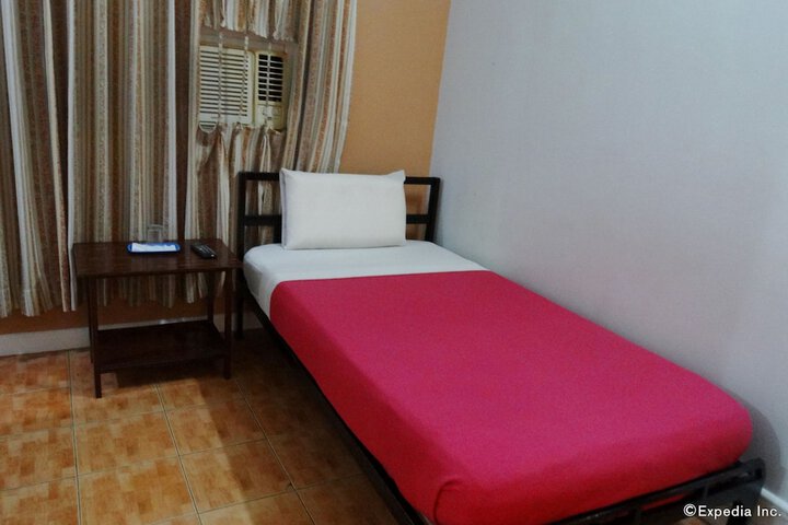 Room 8 of 23