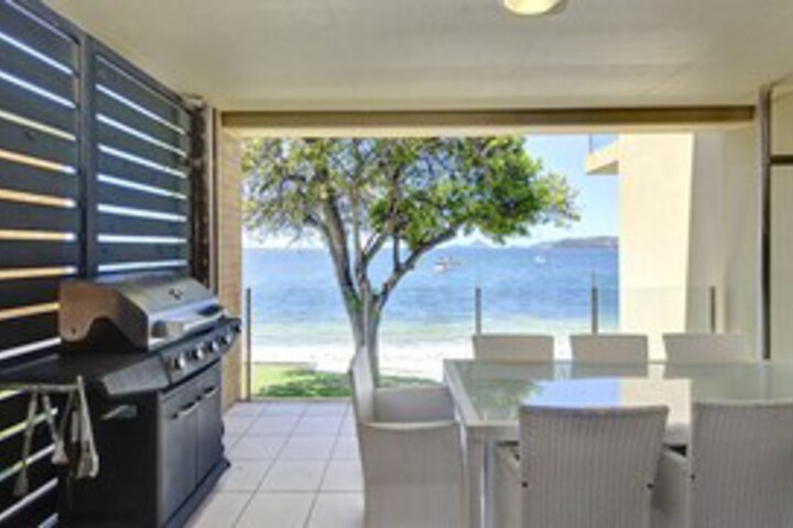 Terrace/Patio 17 of 18
