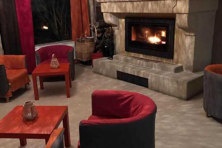 Entrance & Lobby