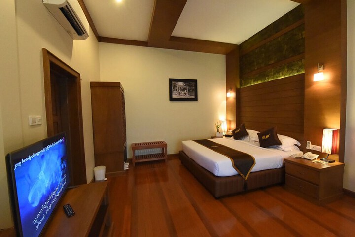 Room 28 of 55