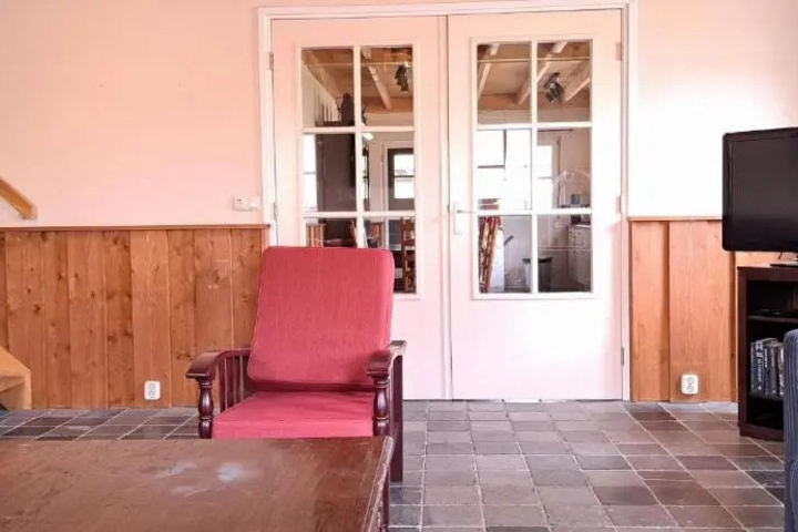 Enticing Holiday Home in Nieuwleusen With Garden