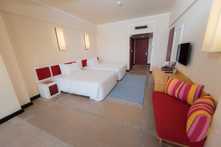 Room 16 of 149