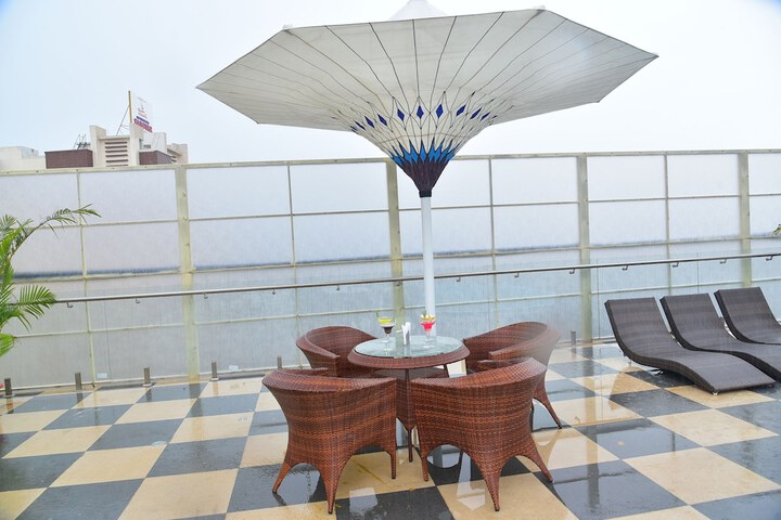 Terrace/Patio 8 of 15