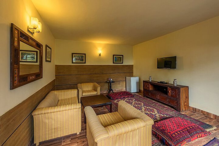 Room 17 of 35