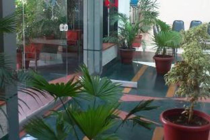 Hotel 7 of 10