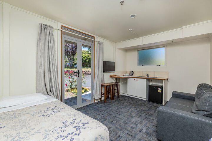Room 15 of 46