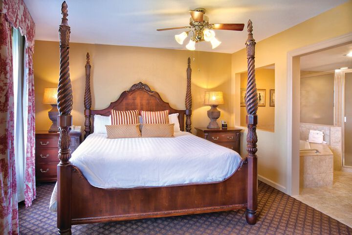 Room 11 of 50