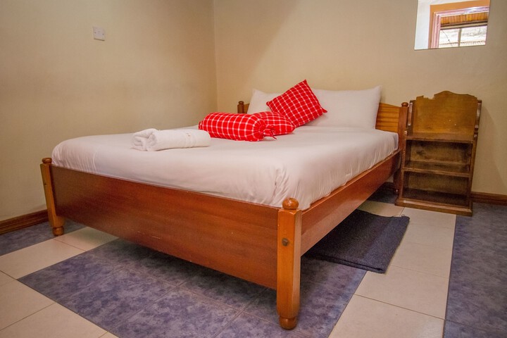 Room 15 of 29