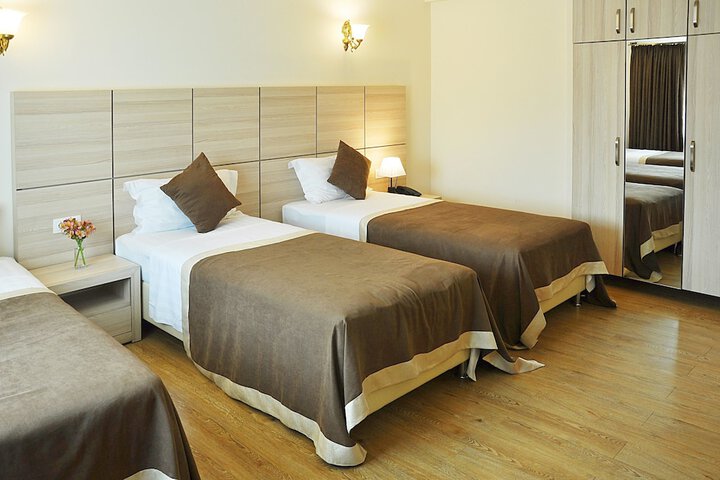 Room 15 of 60