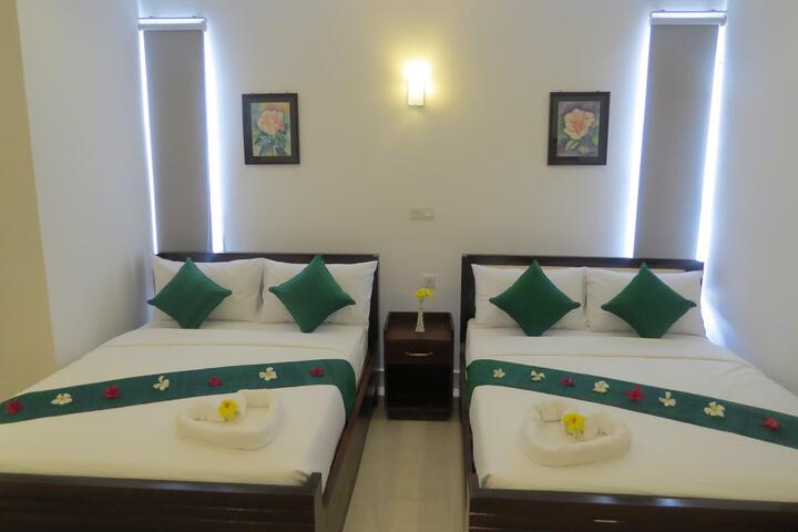 Room 2 of 7