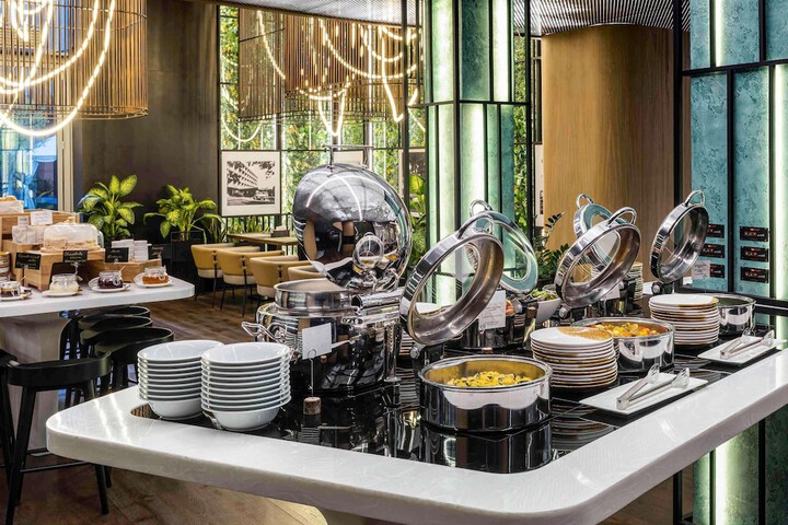 Breakfast/Coffee Service 50 of 76