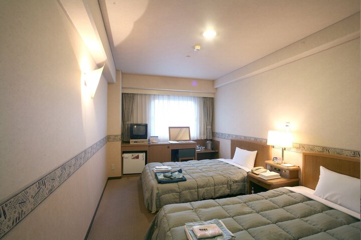 Room 6 of 46
