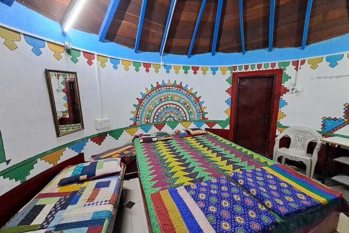 Room 7 of 49