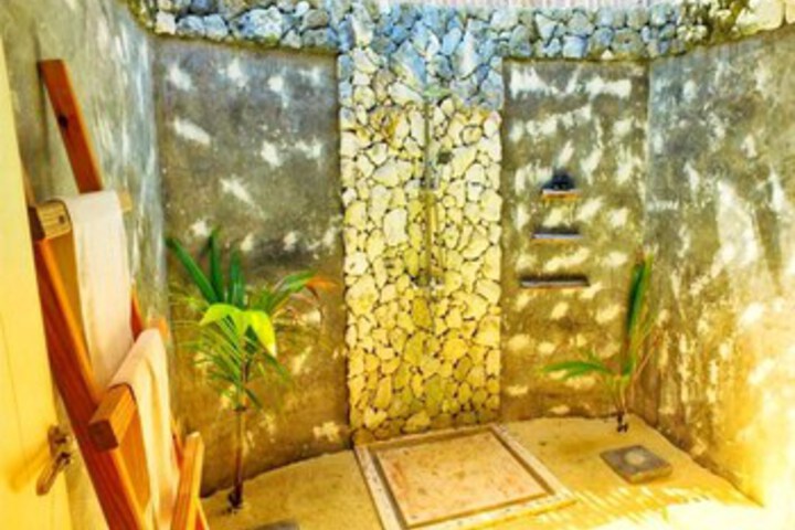 Room 4 of 37