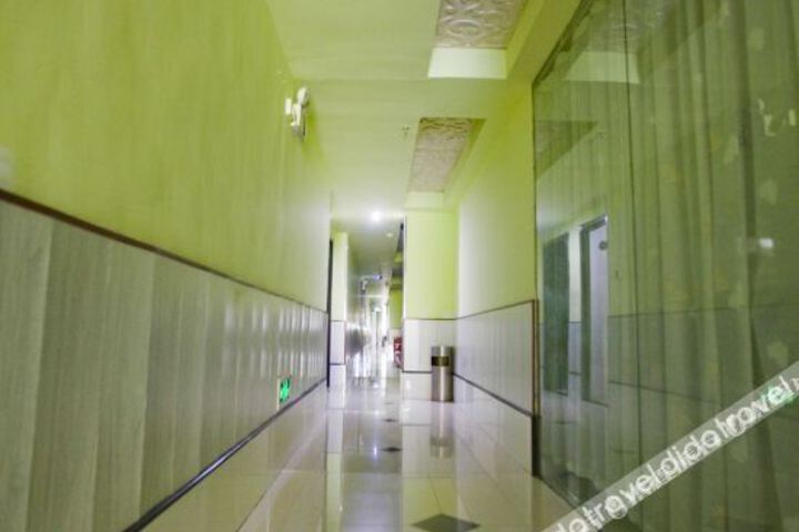 Hotel Interior 16 of 41