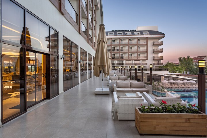 Terrace/Patio 113 of 121